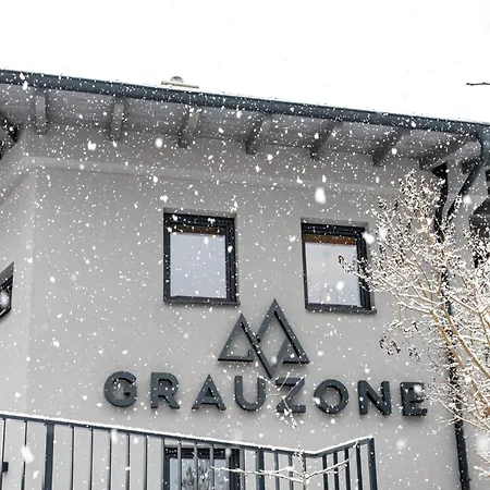 Grauzone App Nr 6 View *